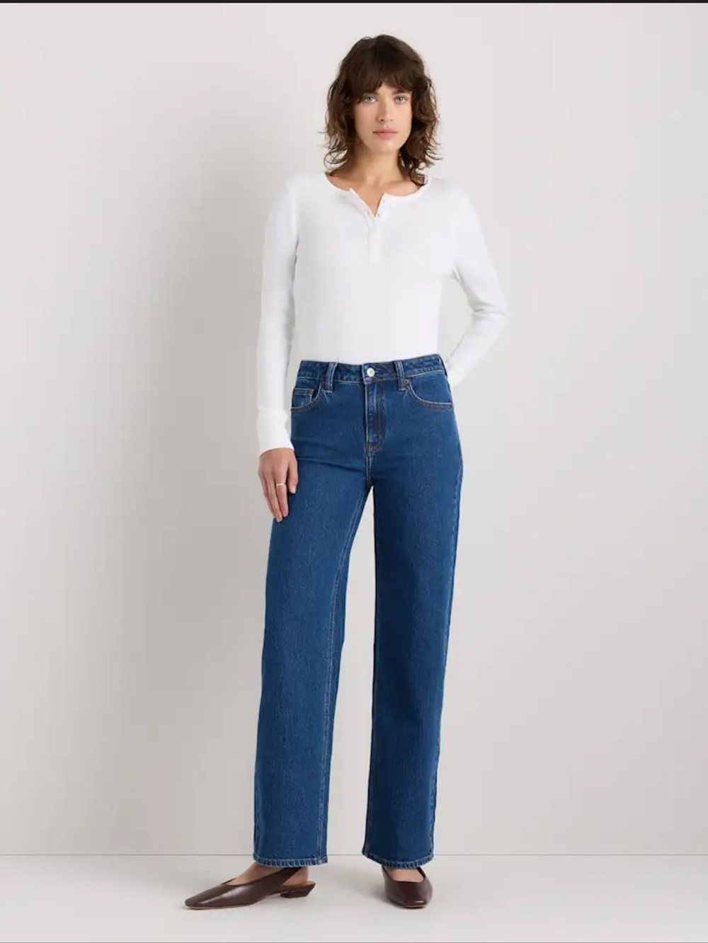 QUINCE BELLA STRETCH RELAXED STRAIGHT JEANS SIZE 28P NWT - Picture 4 of 10